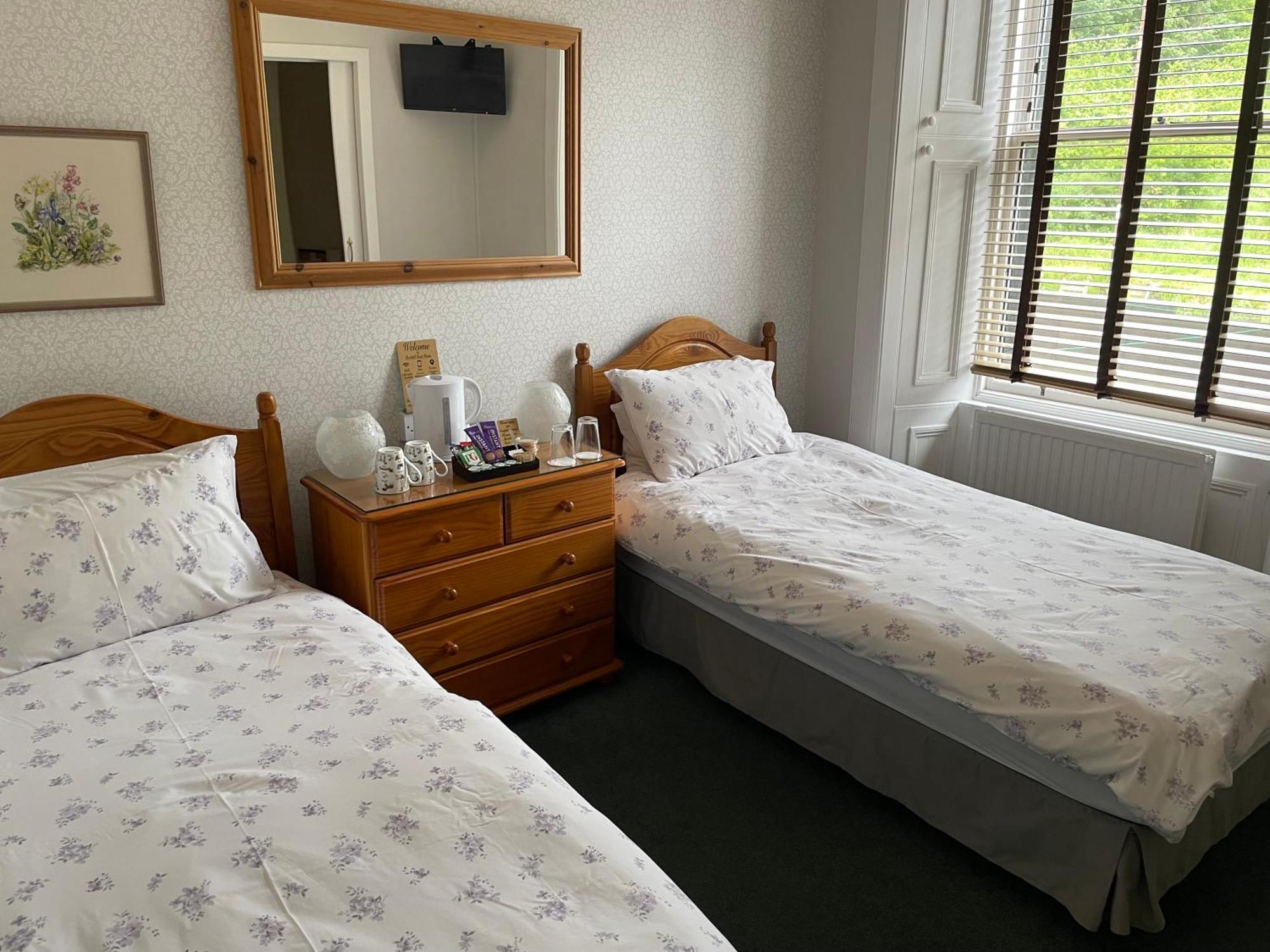 Guest house Rockhill Moffat